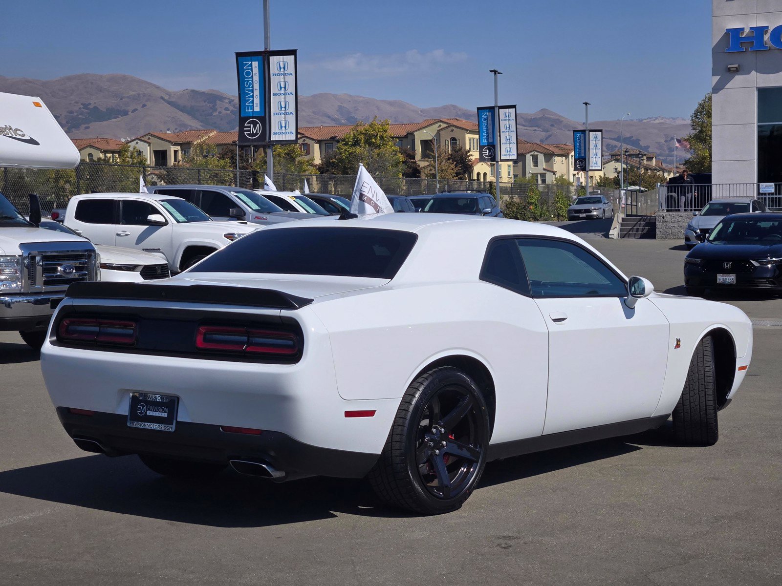 Used 2020 Dodge Challenger R/T Scat Pack w/ Dynamics Package RWD image 7