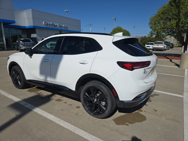 Used 2023 Buick Envision Essence w/ Sport Touring Package AWD/4WD image 3
