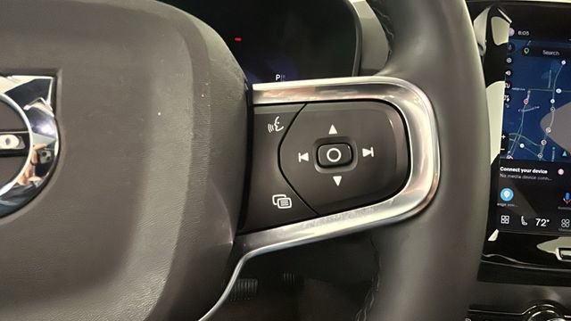 Used 2023 Volvo XC40 Recharge Plus AWD/4WD image 18