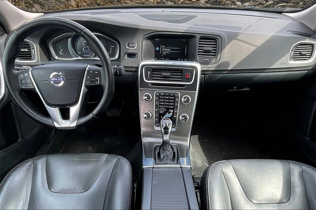 Used 2015 Volvo S60 T5 Platinum image 15