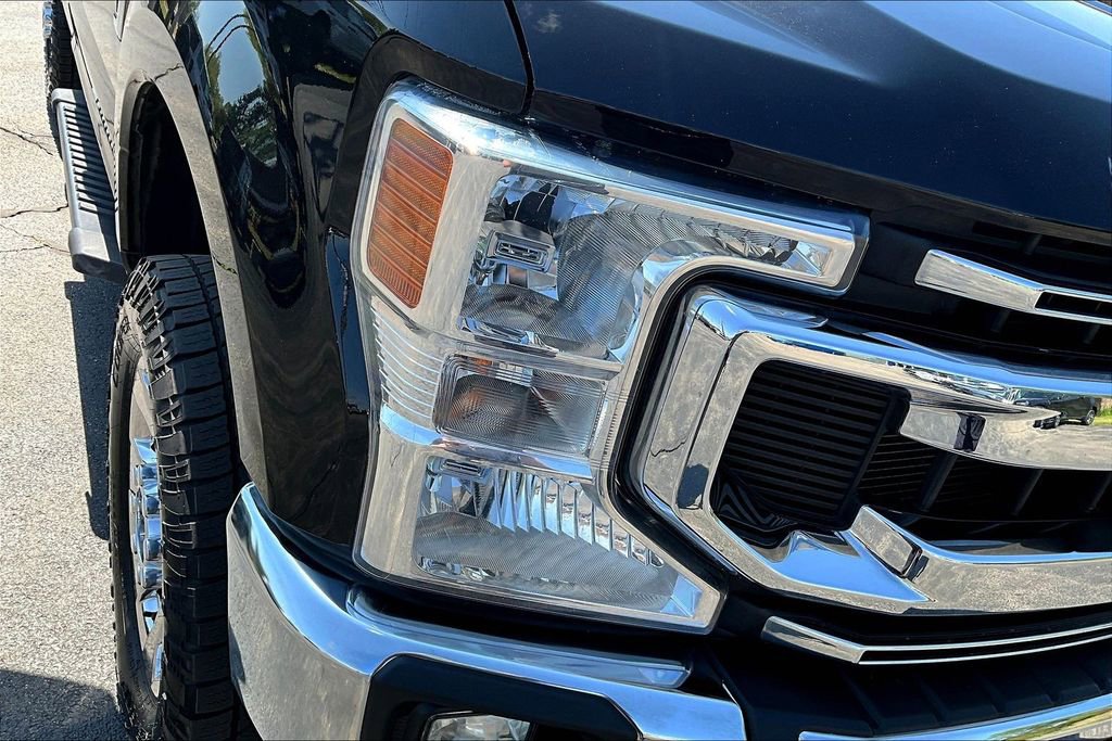 Used 2022 Ford F350 XLT w/ XLT Value Package AWD/4WD image 33