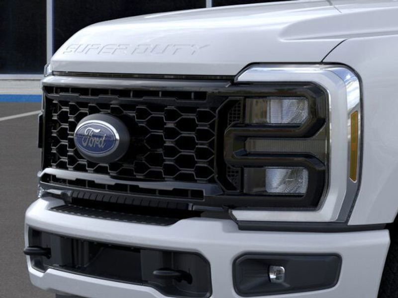 New 2026 Ford F250 XL image 19