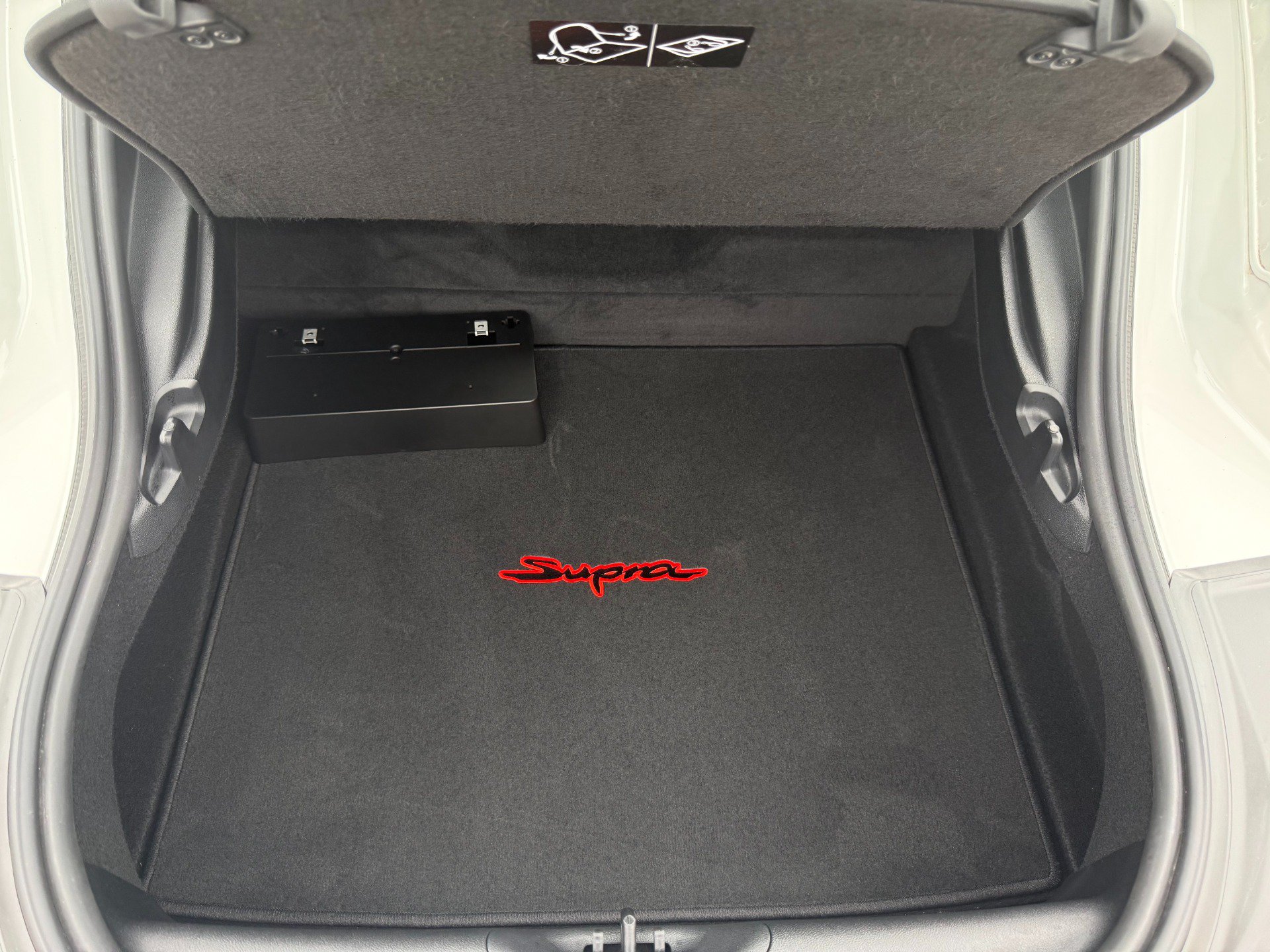 Used 2024 Toyota Supra RWD image 30