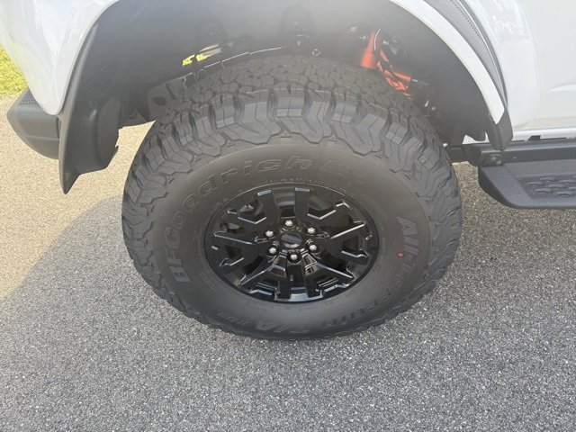 New 2025 Ford Bronco Raptor image 16