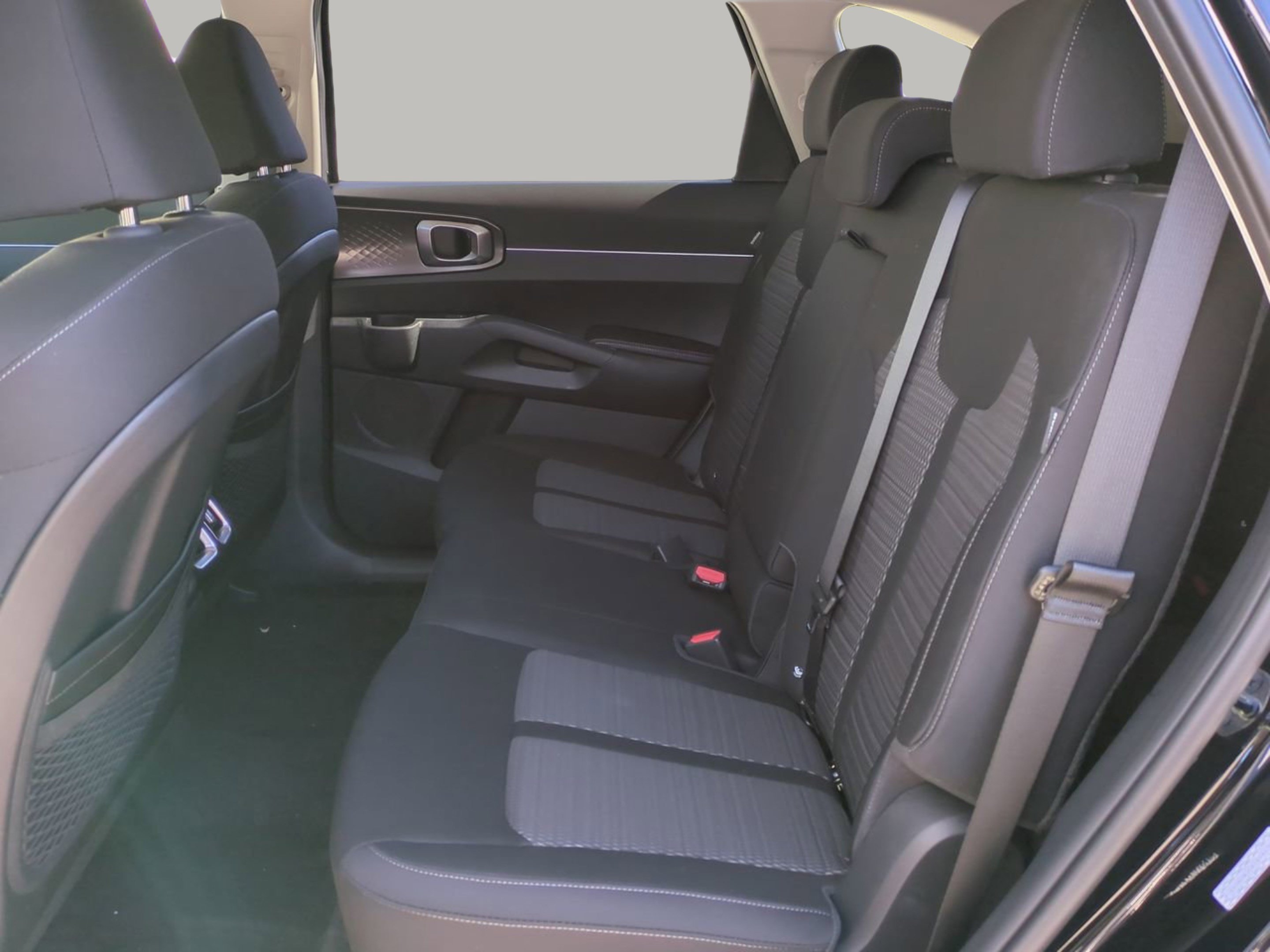 Certified 2026 Kia Sorento LX FWD image 17