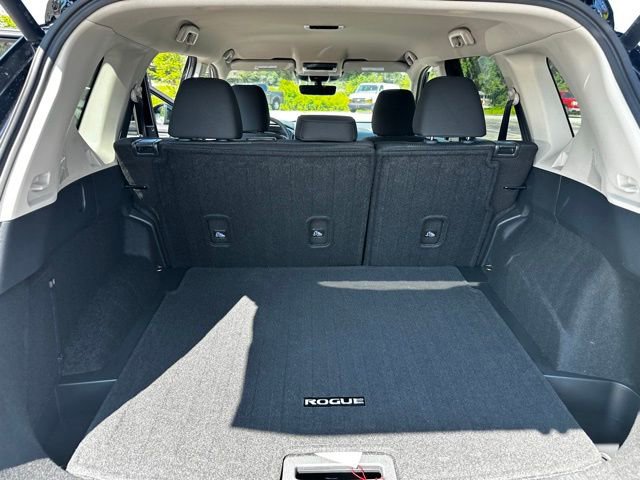 New 2026 Nissan Rogue SV image 12
