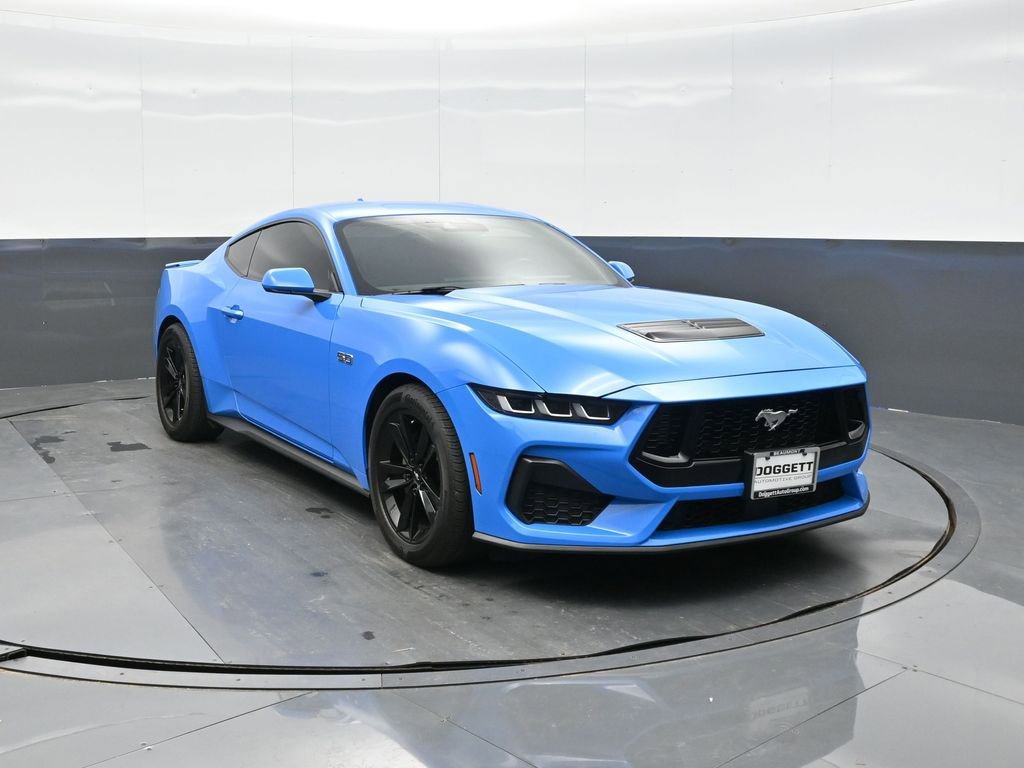 Used 2024 Ford Mustang GT RWD image 8