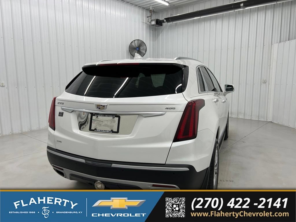 Used 2020 Cadillac XT5 Premium Luxury w/ LPO, Floor Liner Package AWD/4WD image 3