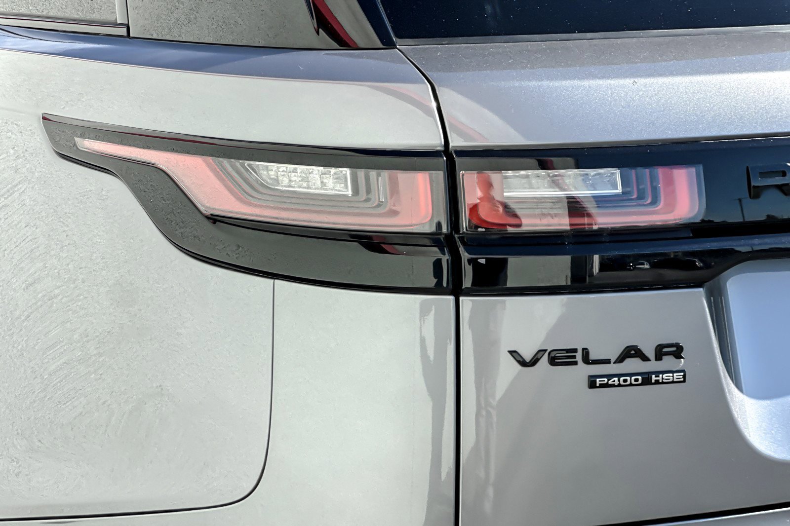 Used 2021 Land Rover Range Rover Velar R-Dynamic HSE image 26