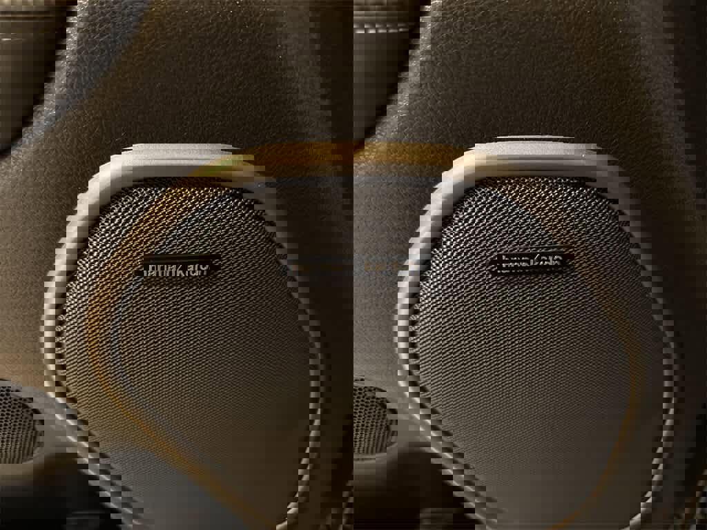 Used 2019 Jeep Grand Cherokee Overland image 36