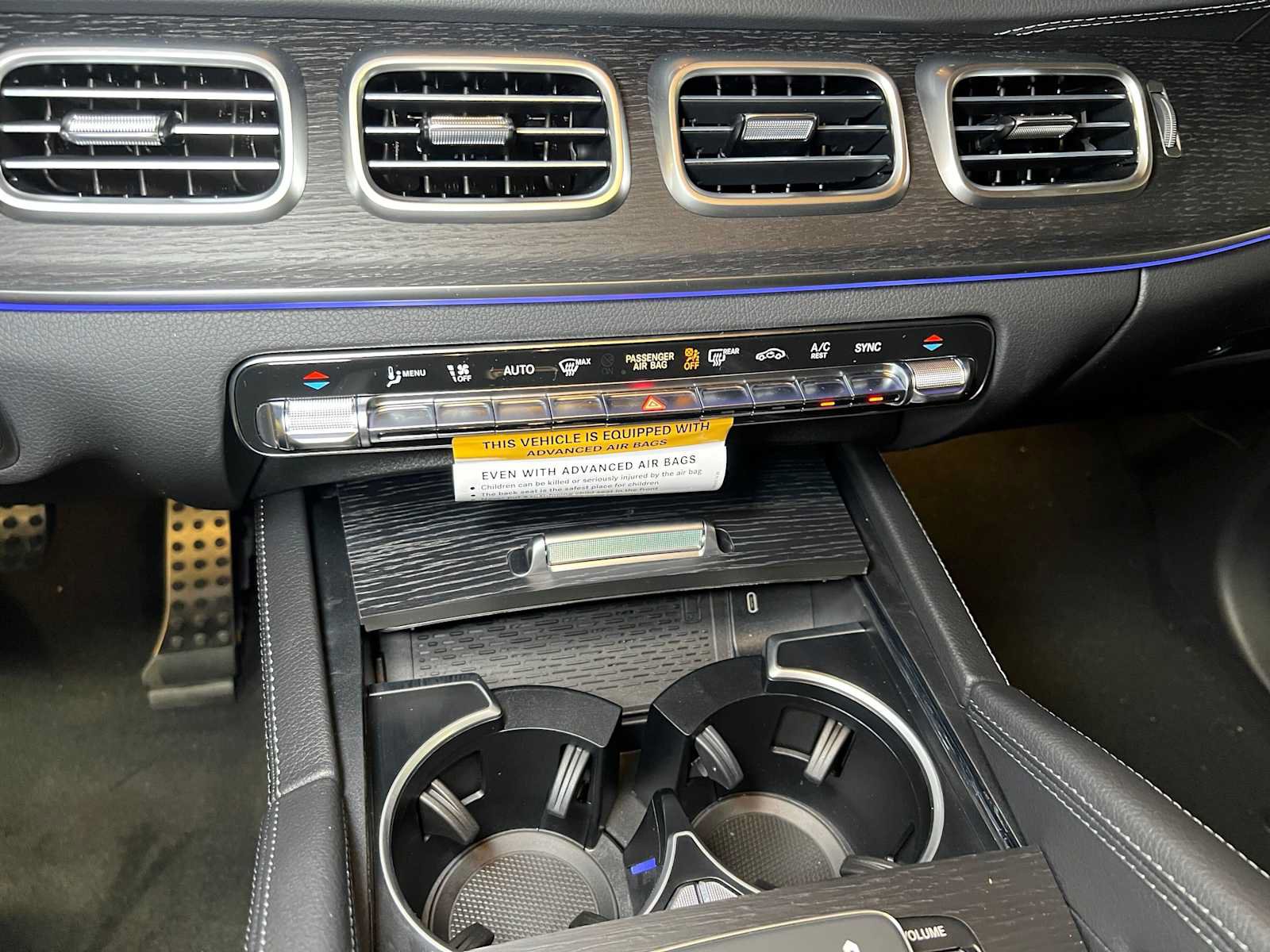 New 2026 Mercedes-Benz GLS 450 4MATIC image 36