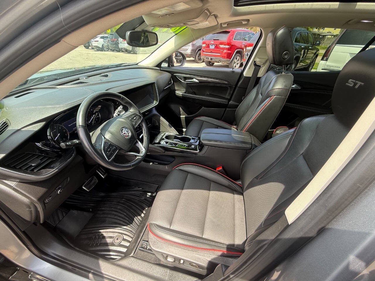 Used 2022 Buick Envision Essence w/ Sport Touring Package AWD/4WD image 12
