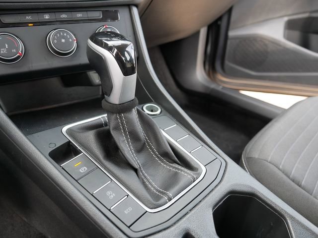 Certified 2024 Volkswagen Jetta S image 31