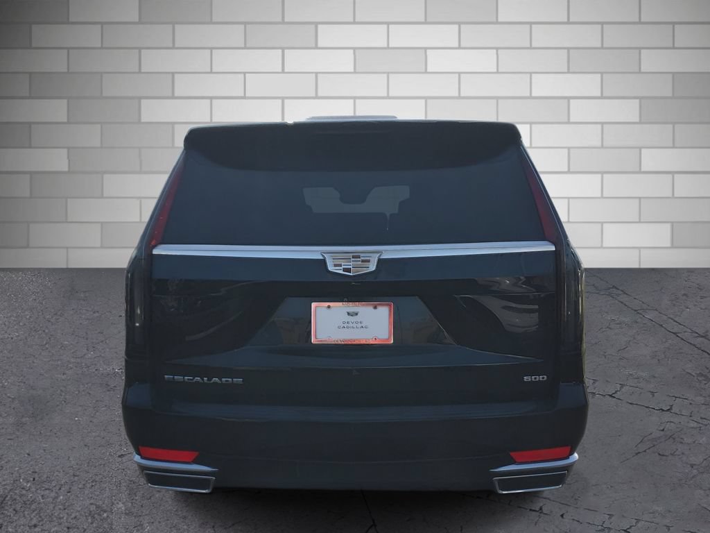 Used 2021 Cadillac Escalade Premium Luxury w/ Driver Assist Tech Package AWD/4WD image 4