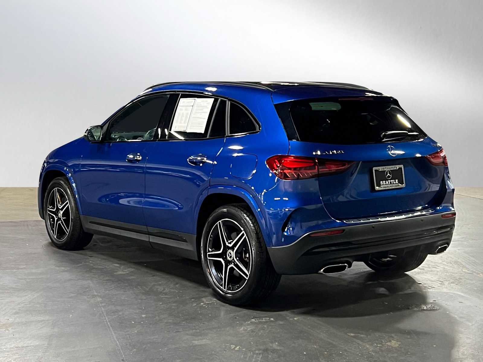 Used 2025 Mercedes-Benz GLA 250 4MATIC image 6