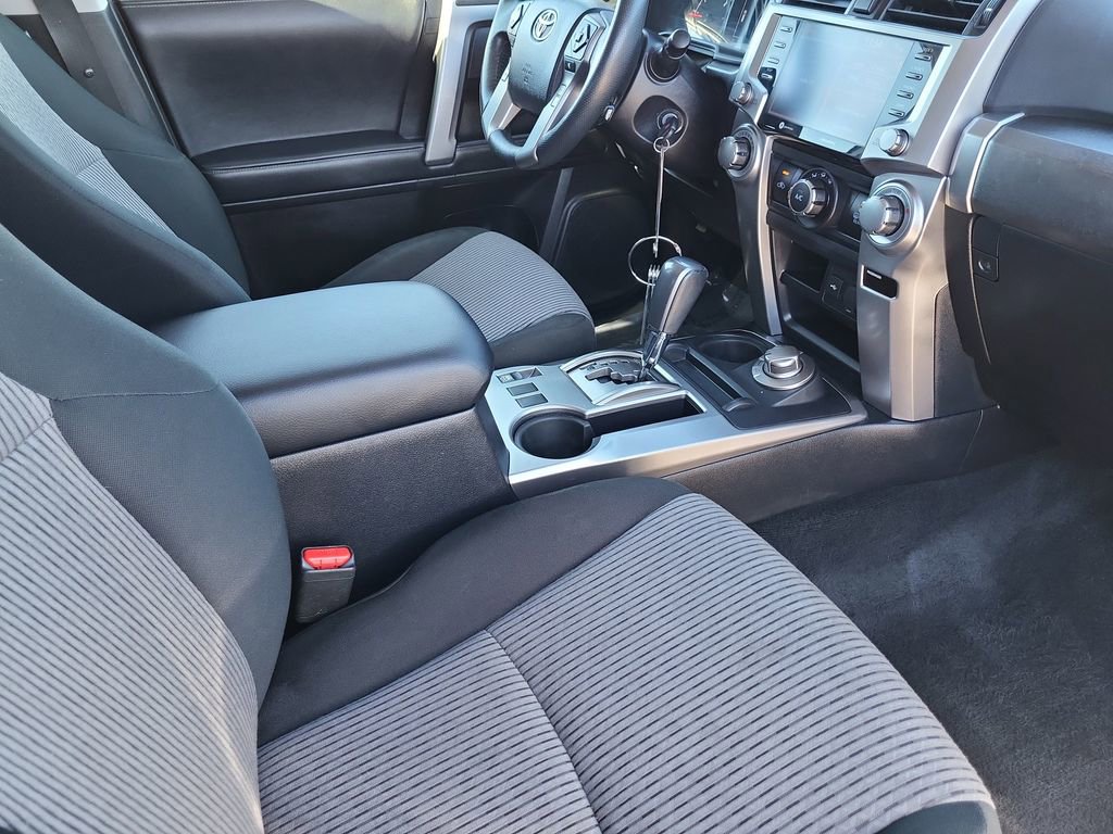 Used 2020 Toyota 4Runner SR5 image 16