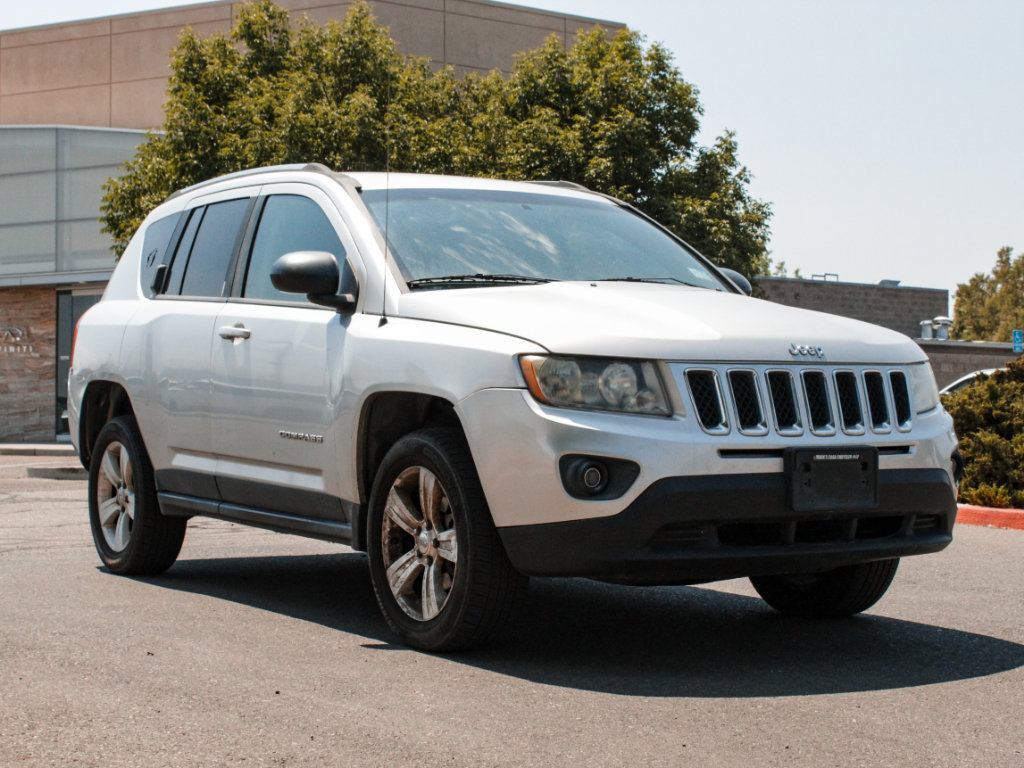 Used 2012 Jeep Compass Sport AWD/4WD image 3