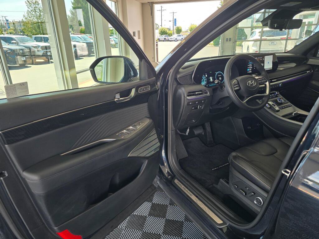 Used 2024 Hyundai Palisade Calligraphy AWD/4WD image 32
