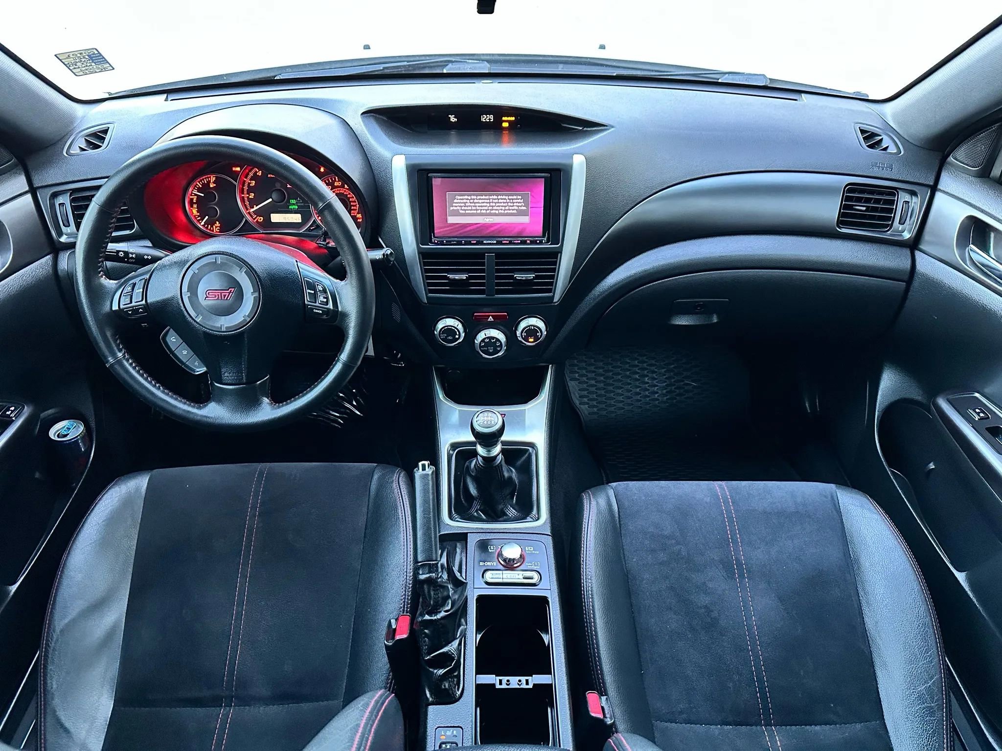 Used 2011 Subaru Impreza WRX STI image 15