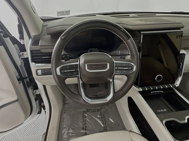 Used 2024 GMC Acadia Denali w/ Super Cruise Package image 12