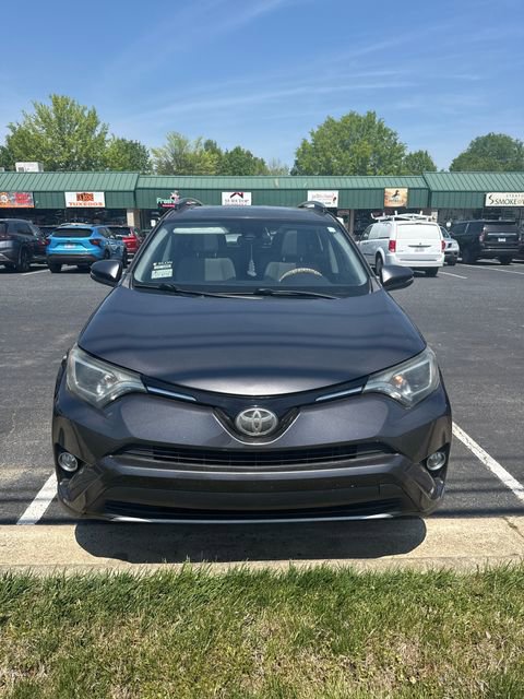 Used 2017 Toyota RAV4 XLE FWD image 6