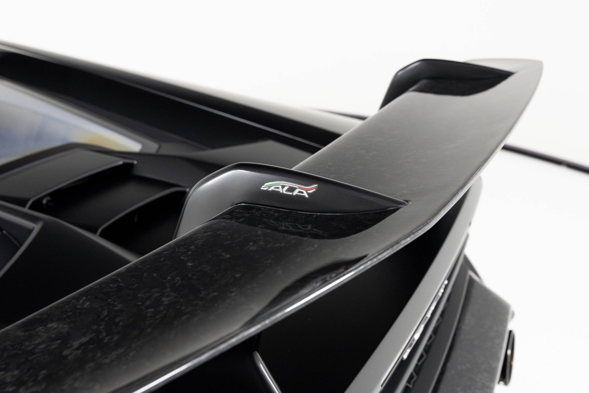 Used 2018 Lamborghini Huracan Performante image 67