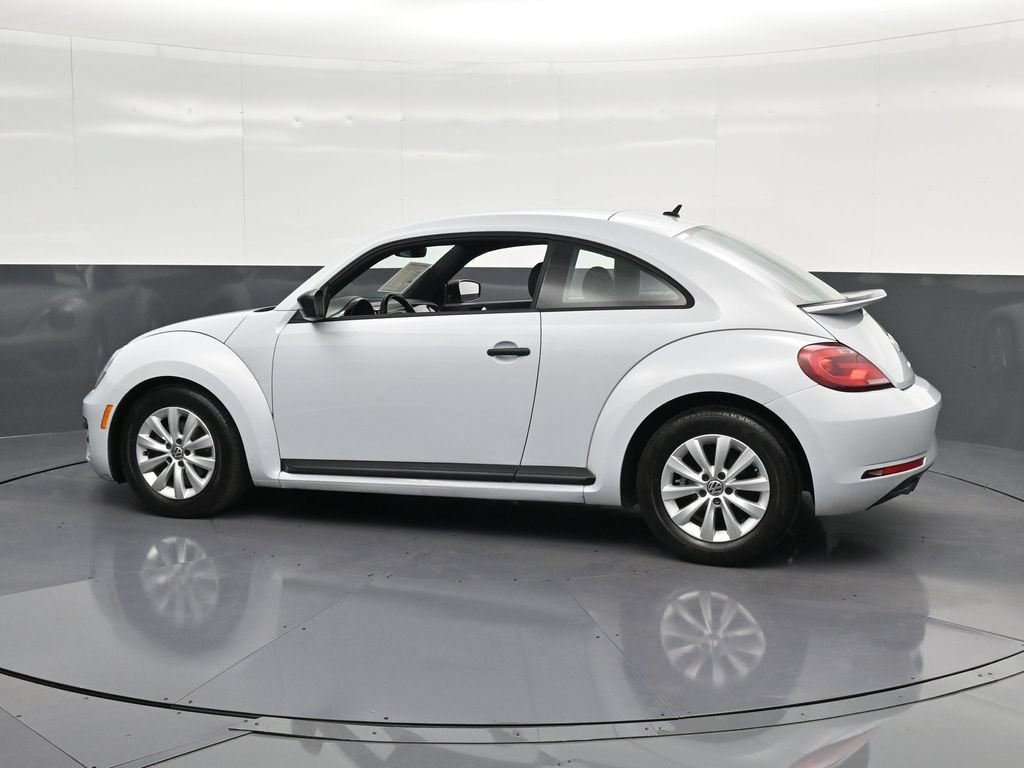 Used 2017 Volkswagen Beetle 1.8T S FWD image 8