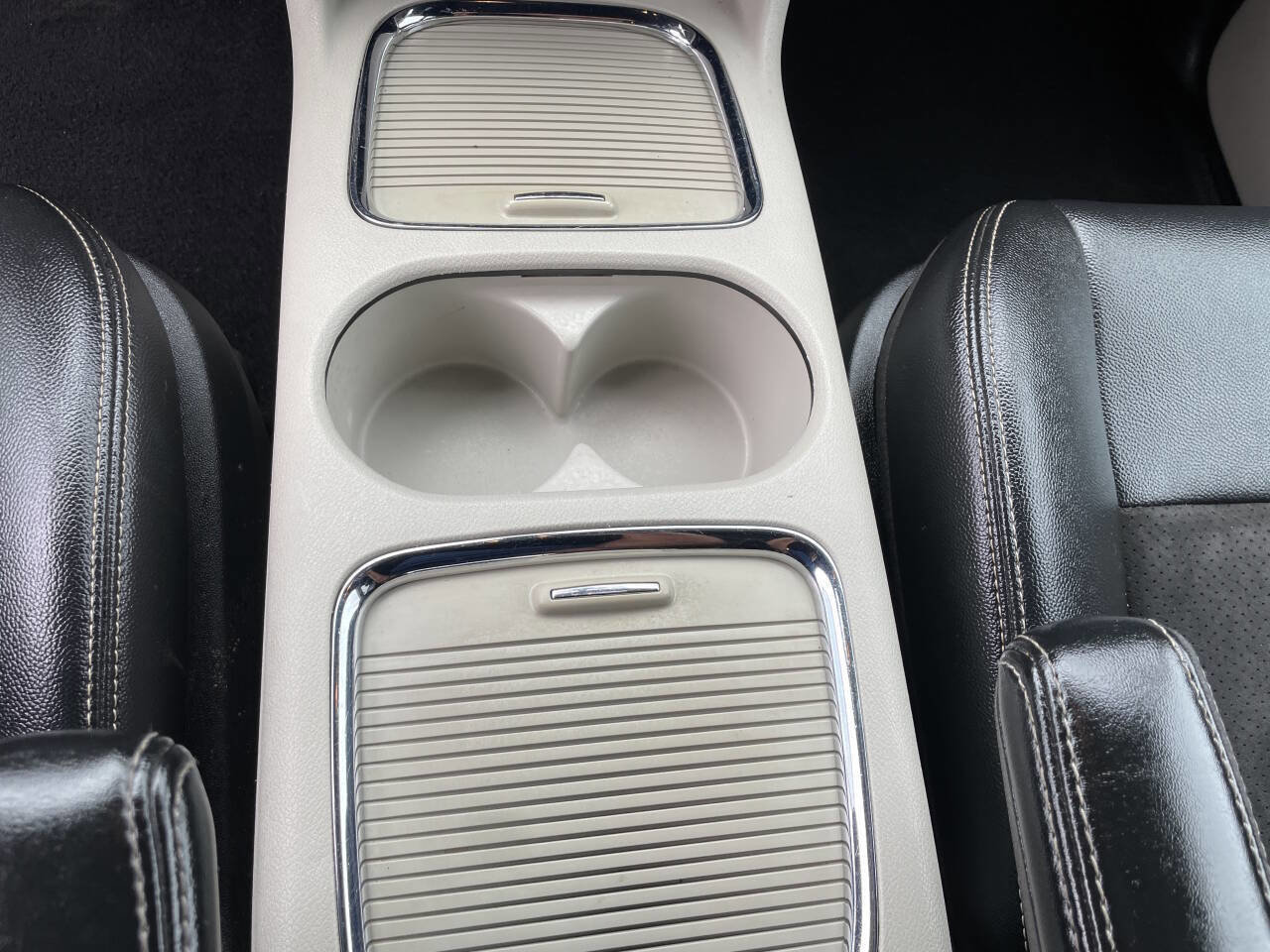 Used 2019 Dodge Grand Caravan SXT image 20