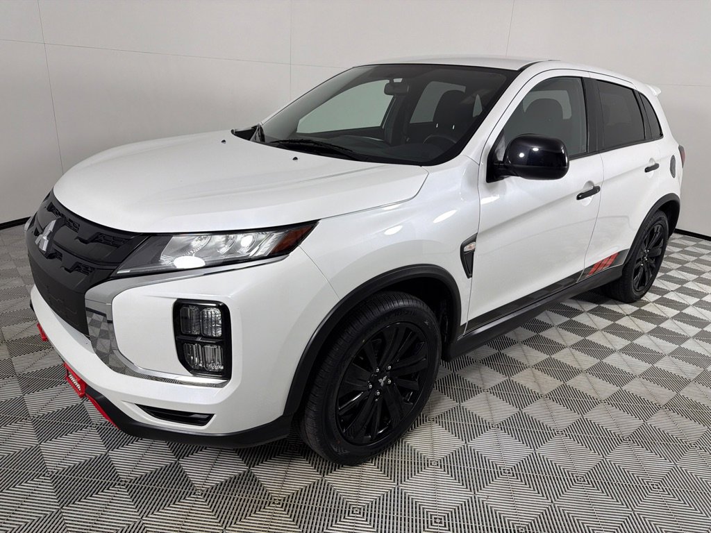 Used 2020 Mitsubishi Outlander Sport Black Edition image 8