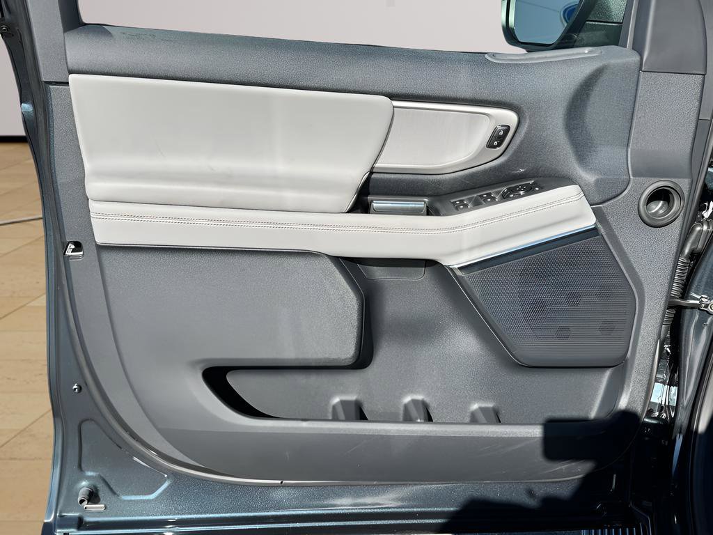 New 2025 Ford Expedition Max Active AWD/4WD image 24