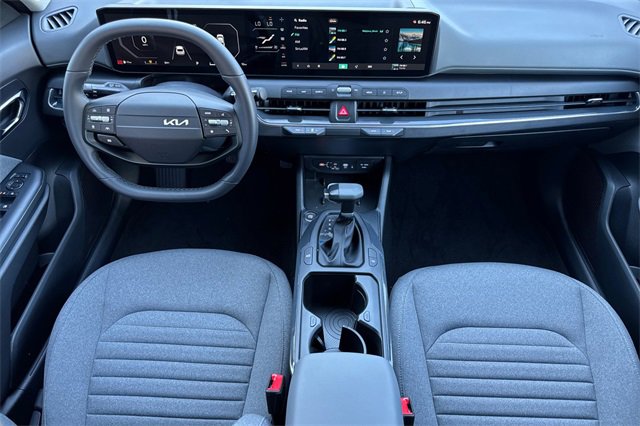 New 2025 Kia K4 EX image 15