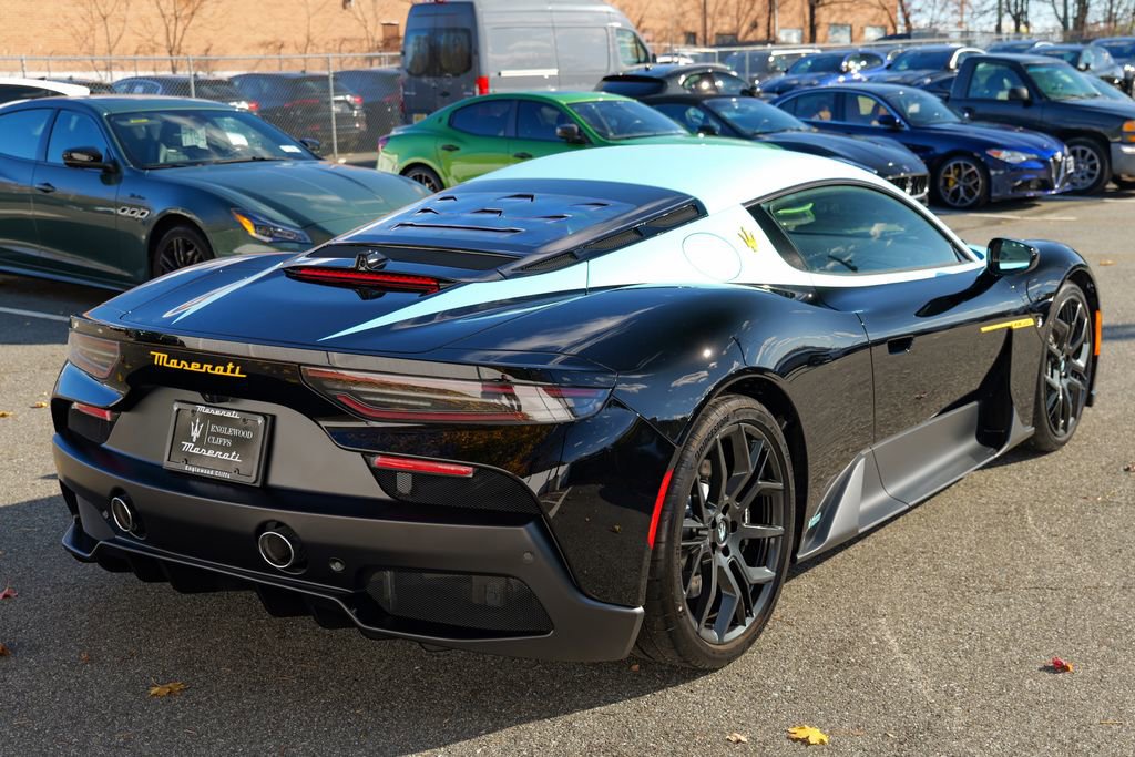 Used 2025 Maserati MC20 Coupe image 9