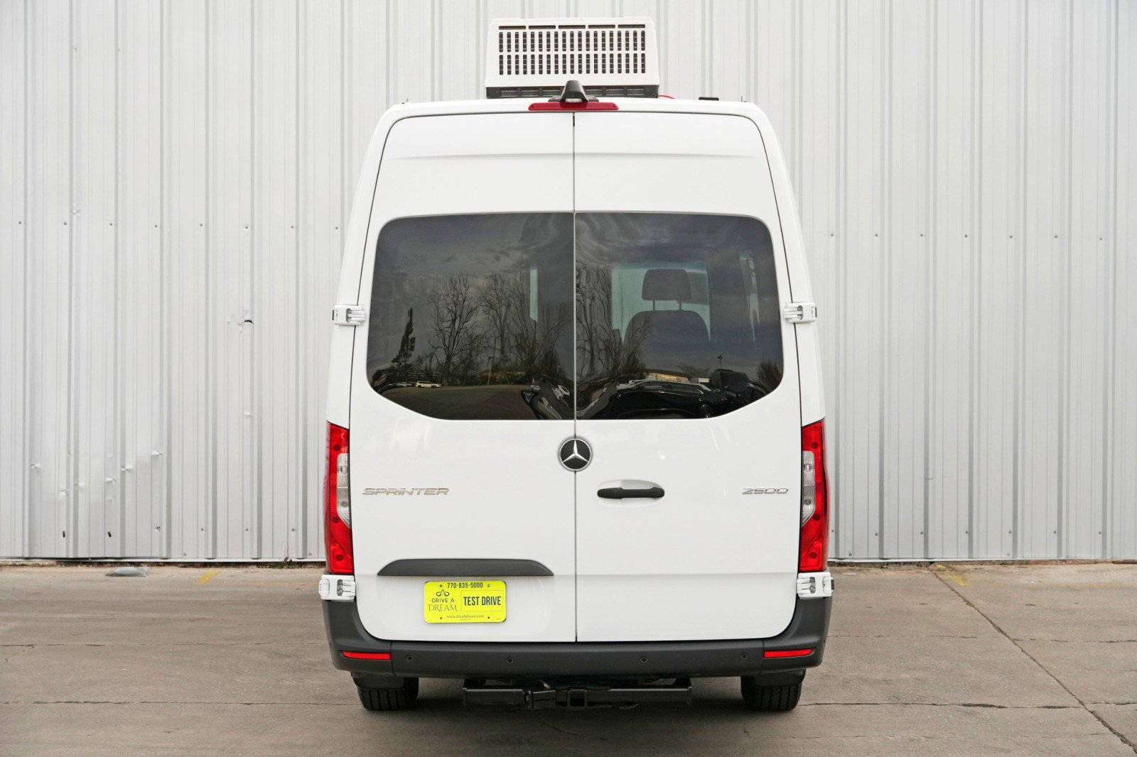 Used 2021 Mercedes-Benz Sprinter 2500 w/ Premium Plus Package image 43