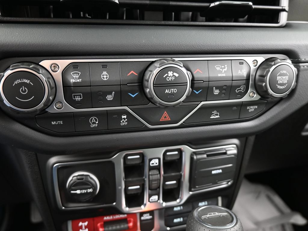 New 2026 Jeep Gladiator Mojave AWD/4WD image 18
