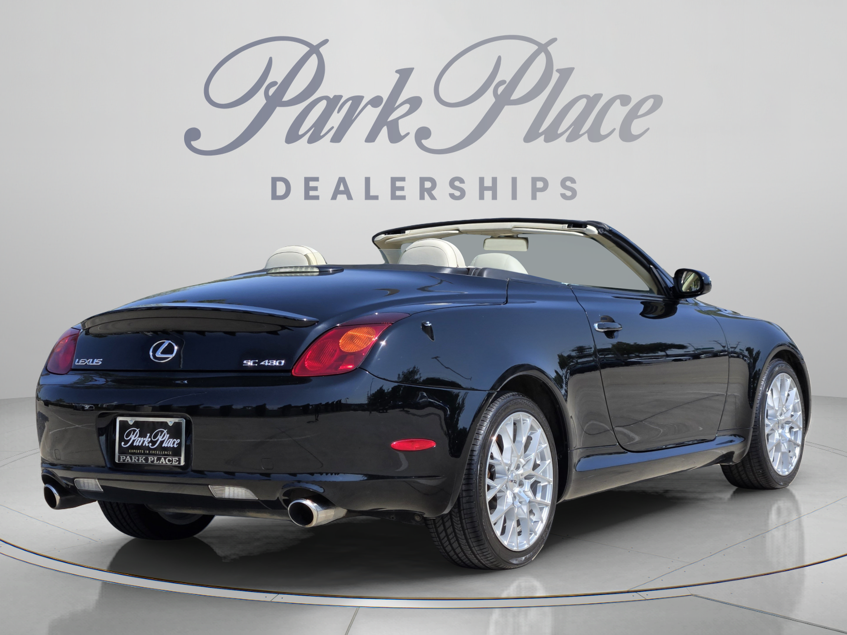 Used 2005 Lexus SC 430 Convertible RWD image 5