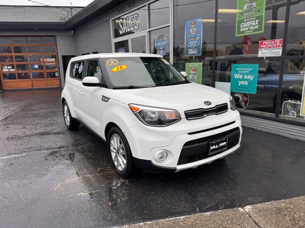 Used 2018 Kia Soul + image 2