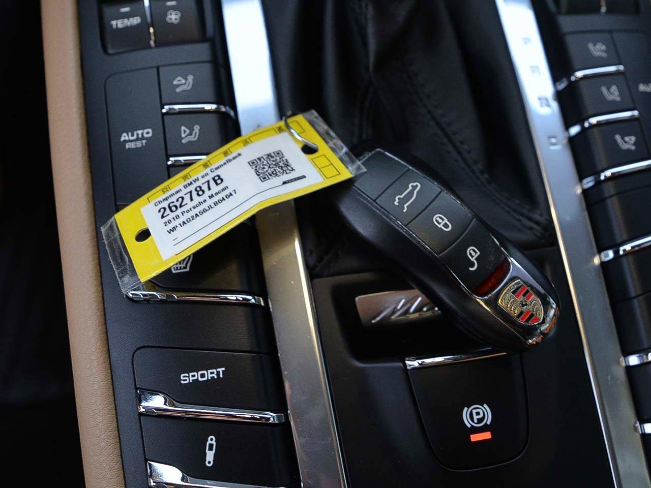 Used 2018 Porsche Macan GTS AWD/4WD image 17