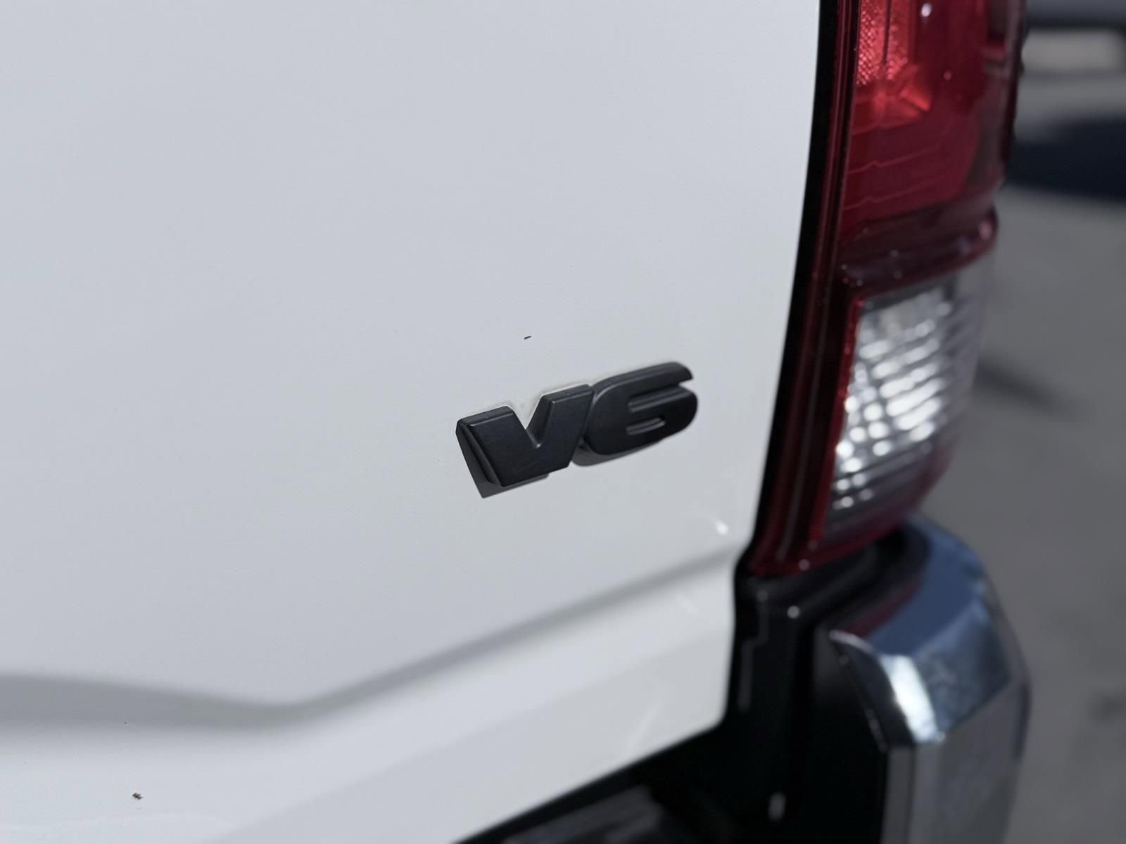 Used 2021 Toyota Tacoma SR5 image 11