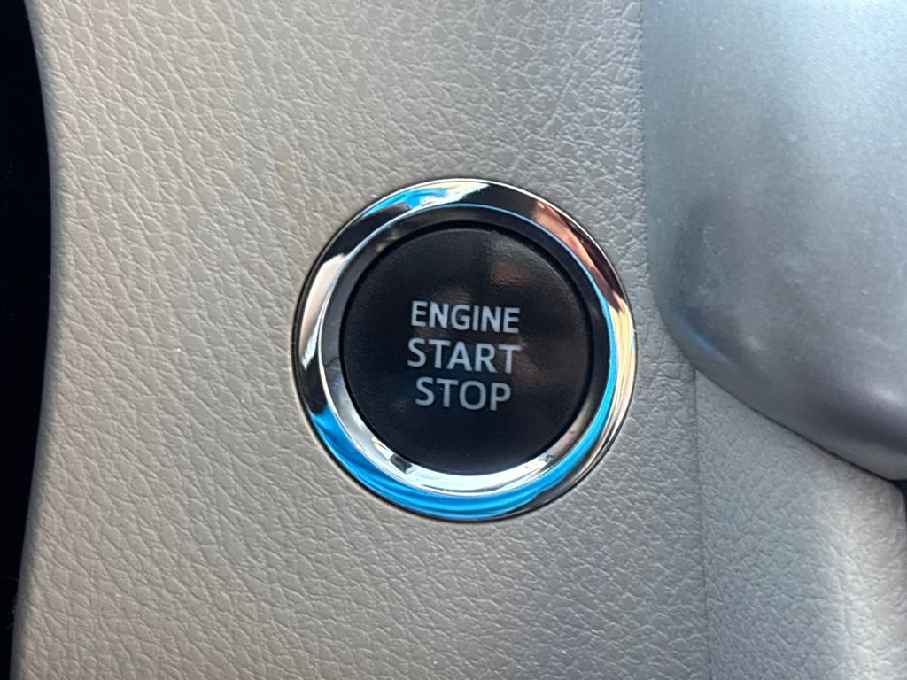 Used 2019 Toyota Highlander XLE image 20