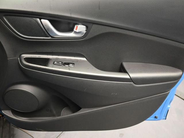 Used 2022 Hyundai Kona SEL w/ Convenience Package image 28