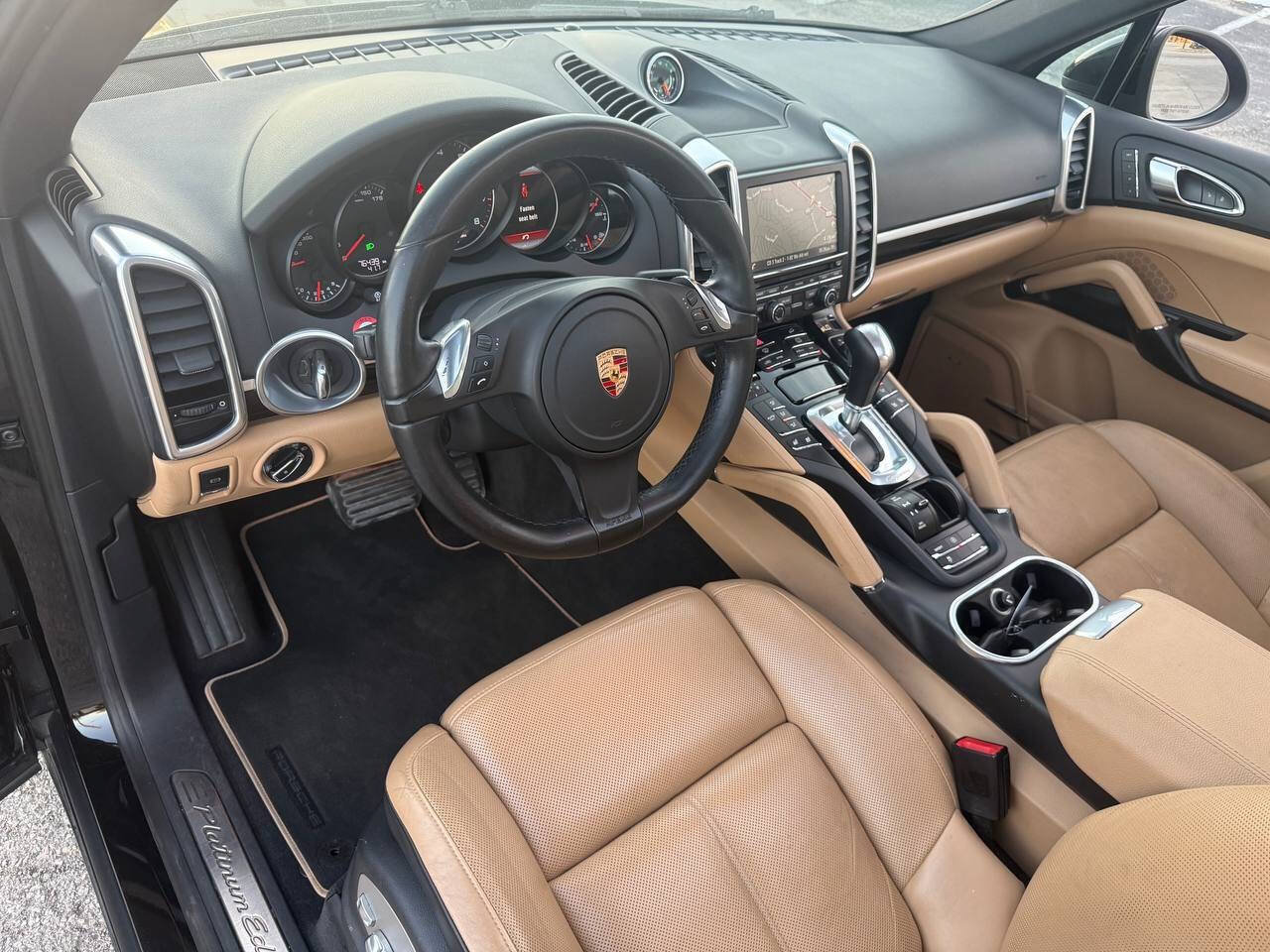 Used 2014 Porsche Cayenne Platinum Edition AWD/4WD image 9