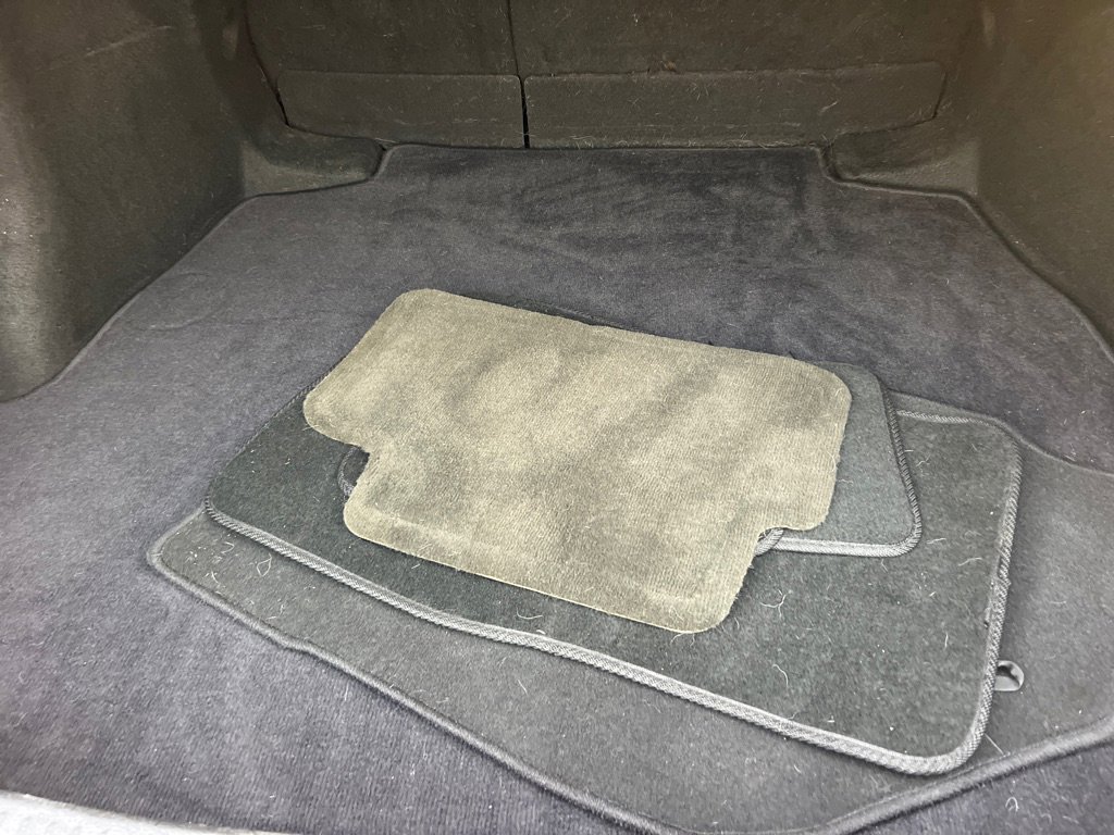 Used 2022 Toyota Corolla LE image 20