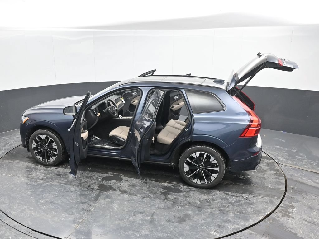New 2026 Volvo XC60 B5 Plus w/ Protection Package Premier AWD/4WD image 47