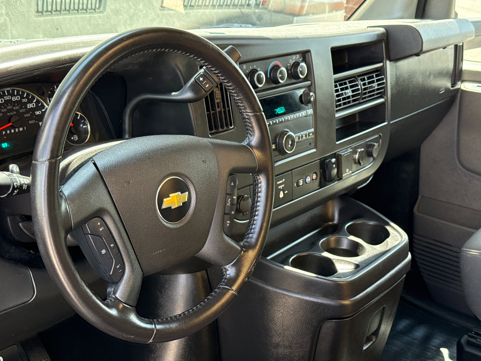 Used 2021 Chevrolet Express 3500 w/ Power Convenience Package RWD image 20