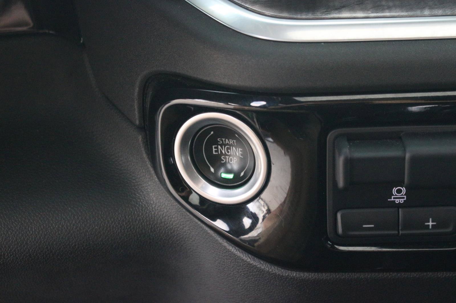 Used 2023 Chevrolet Silverado 1500 LTZ w/ LTZ Premium Package image 29