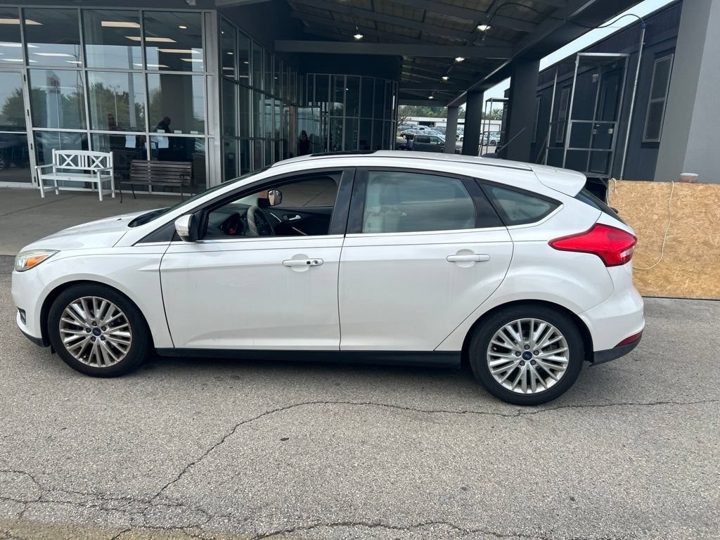Used 2015 Ford Focus Titanium FWD image 5
