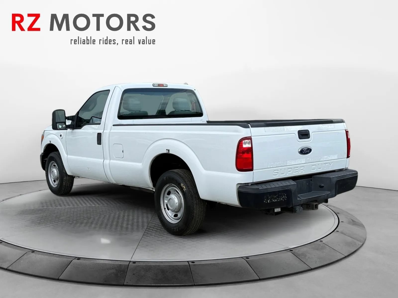 Used 2013 Ford F250 XL RWD image 3
