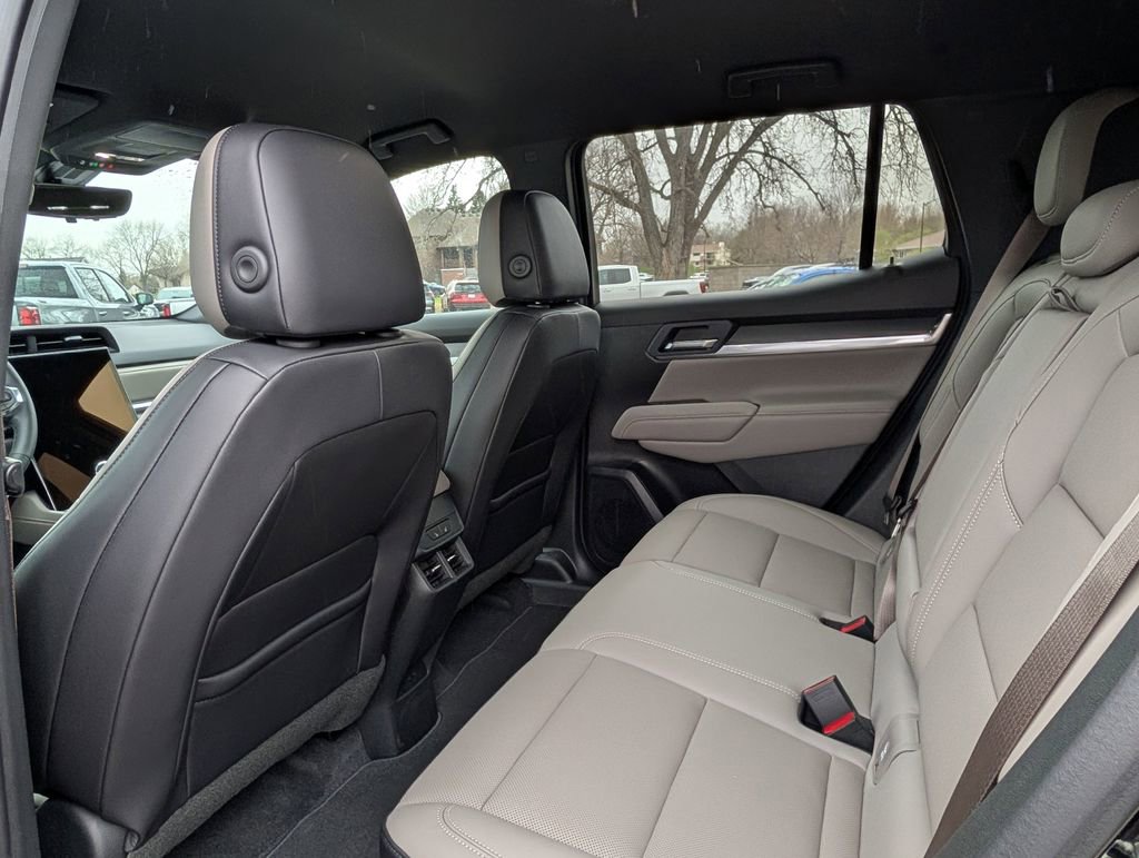 New 2026 GMC Terrain Elevation w/ Elevation Premium Package AWD/4WD image 31