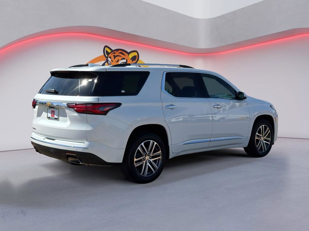 Used 2022 Chevrolet Traverse High Country image 5
