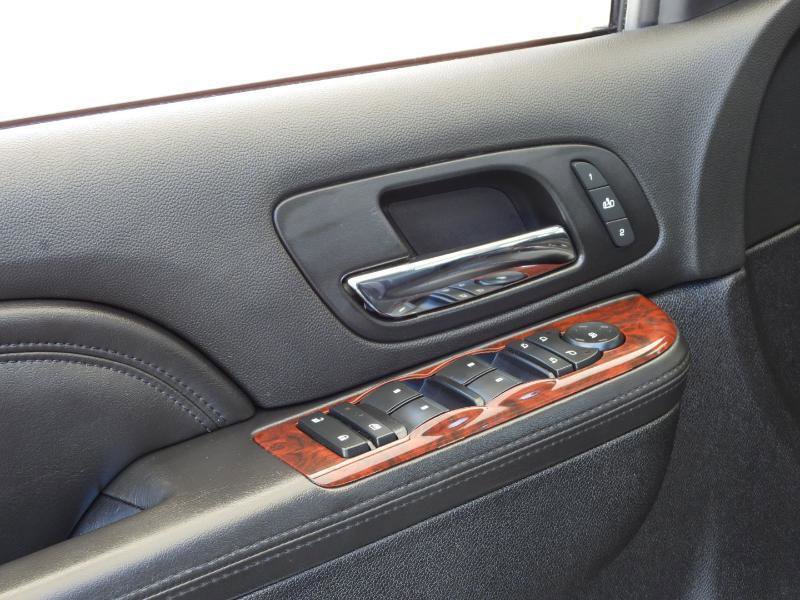 Used 2013 Cadillac Escalade Luxury image 51